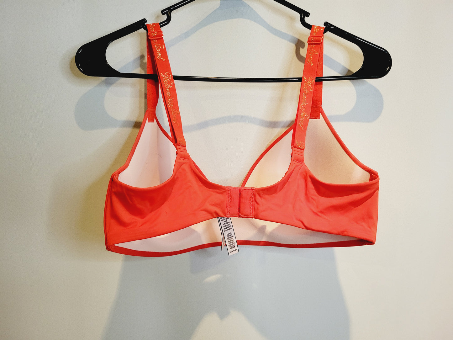Victoria's Secret T-Shirt Lightly Lined Wireless Bra, Size 36D