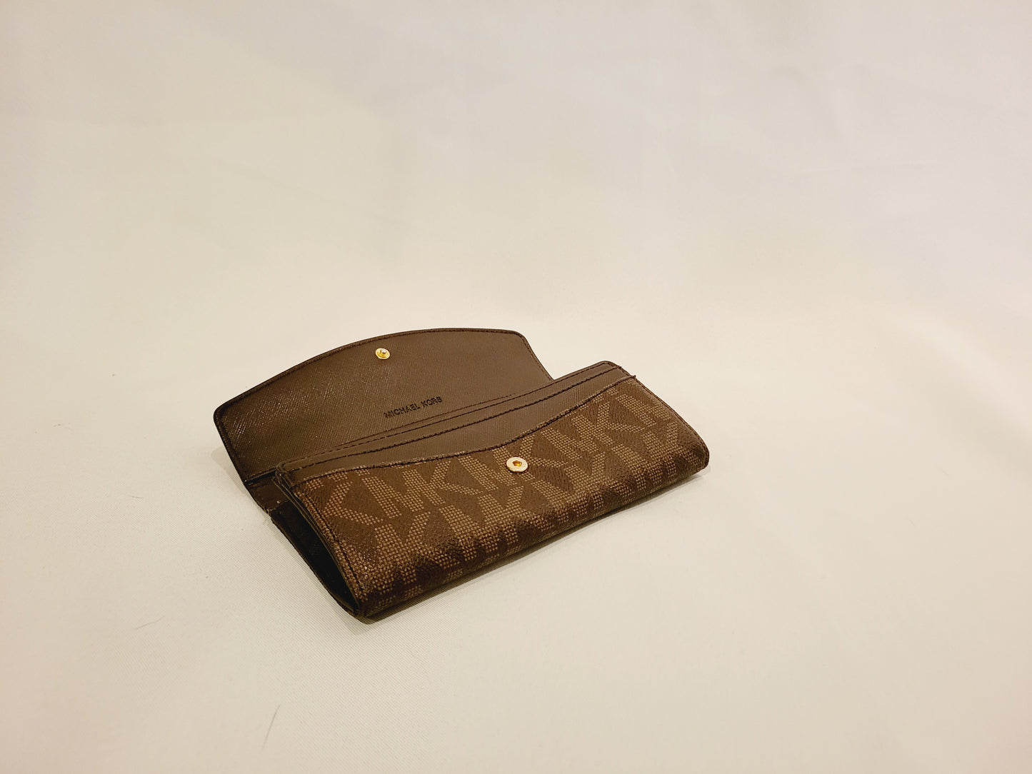 Michael Kors LG Foldover Wallet