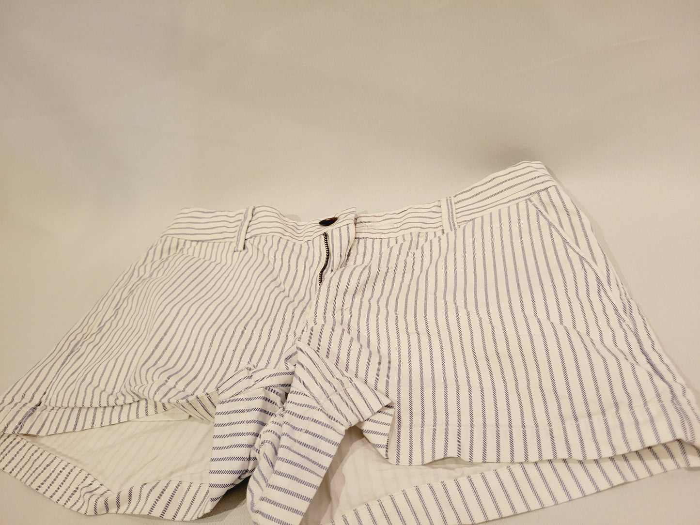 Blue & White Striped Chino Shorts Size 4