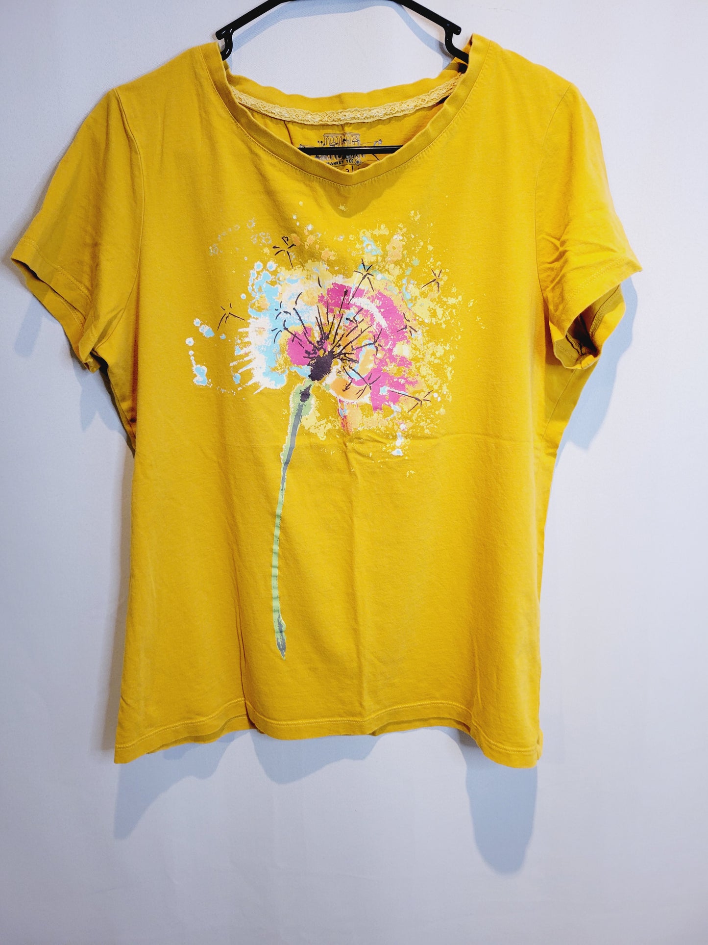 Sahalie Saturday Market Tee, Size L