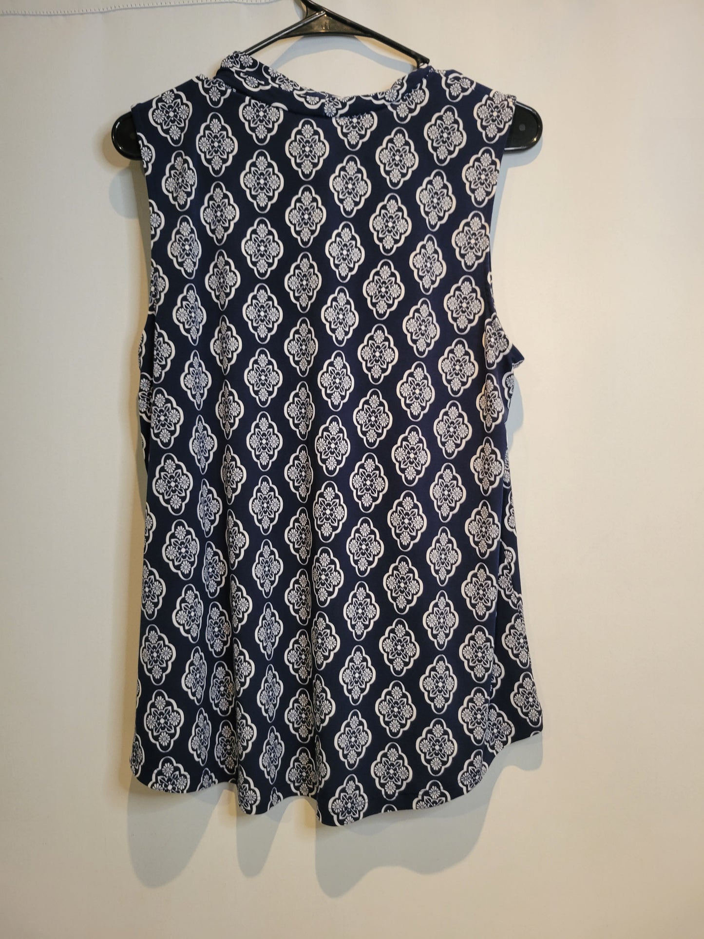 Charter Club Sleeveless Blouse, Size L