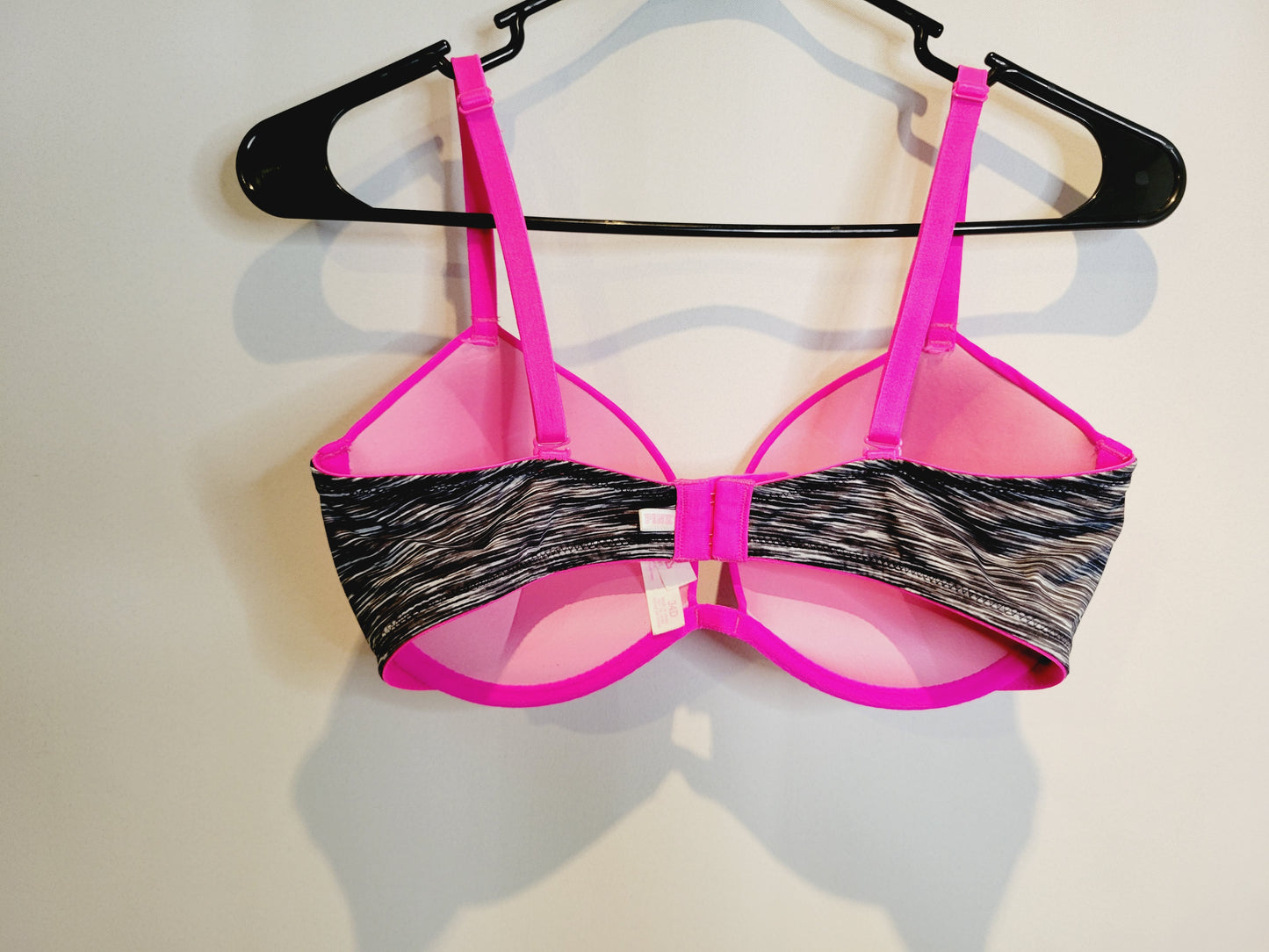 Pink Victoria's Secret Wear Everywhere Super Push Up Bra, Size 34D