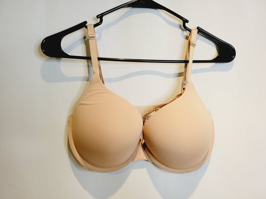 Victoria's Secret T-Shirt Push Up Bra, Size 34DD