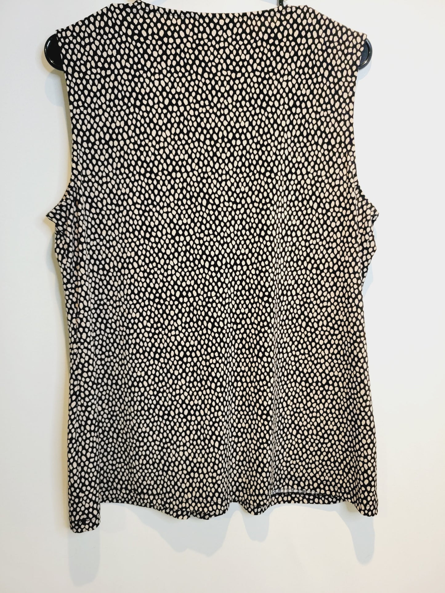 Dana Buchman Knit Top, Size L